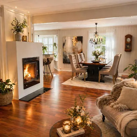 Detached House With Terrace And Garden Close To The Sea And Town *